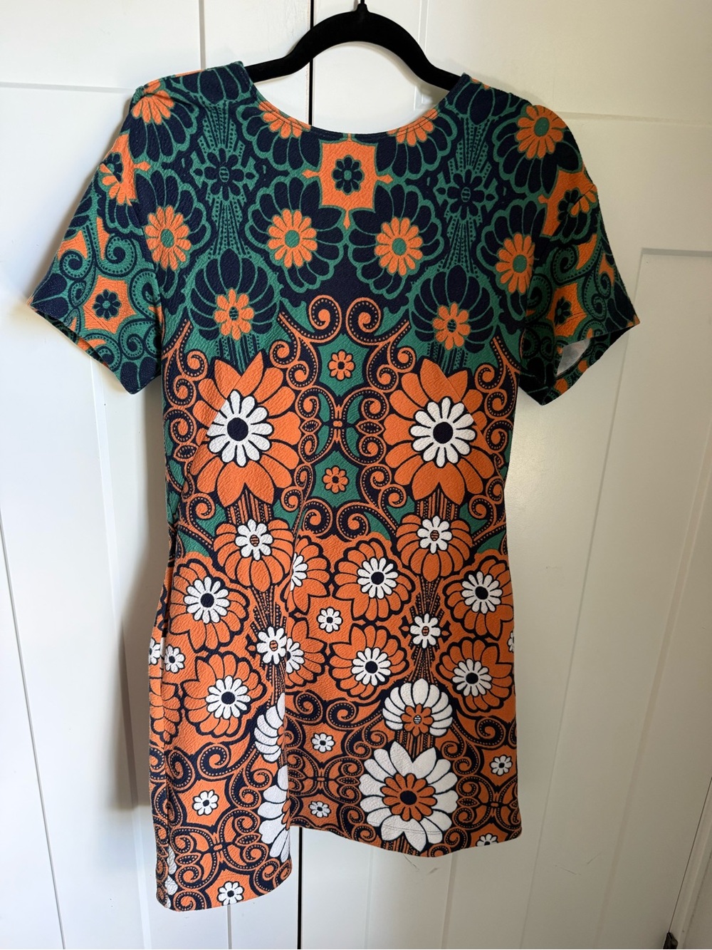 Like new Anthropologie Maeve Floral Shift Mini Dress in retro teal and orange. - Picture 5 of 9